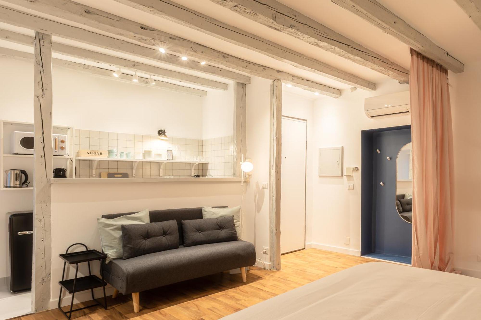 Piazza Unita D'Italia - Jr Suite Con Ac - Wi Fi - Park Convenzionato Triëst Buitenkant foto