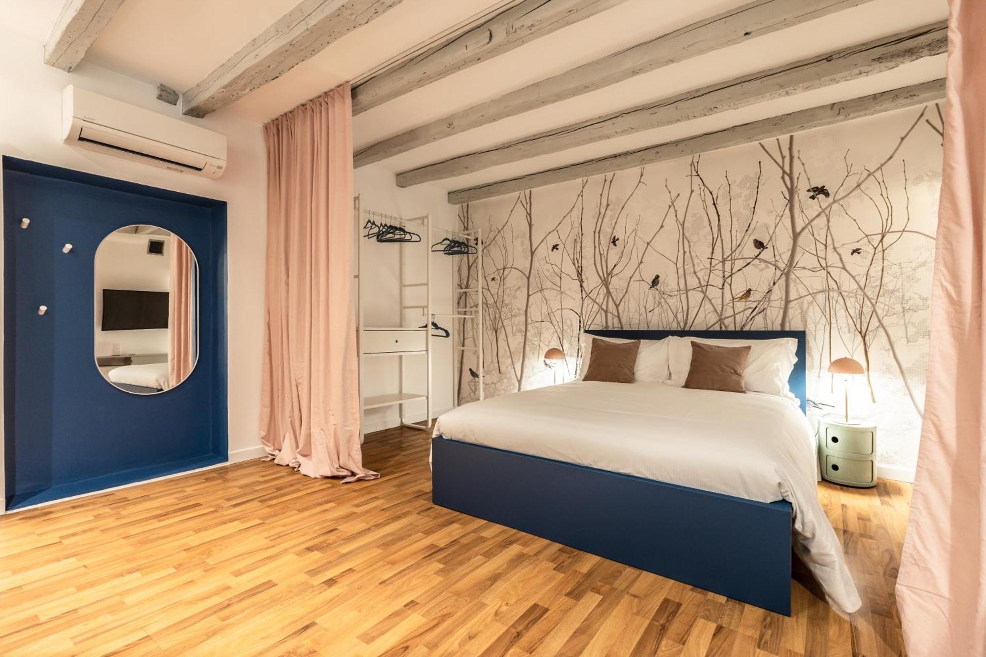 Piazza Unita D'Italia - Jr Suite Con Ac - Wi Fi - Park Convenzionato Triëst Buitenkant foto